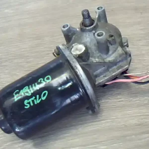 FIAT STILO 01.09-06.12 Ablaktörlő motor első bontott alkatrész Szezonális akció