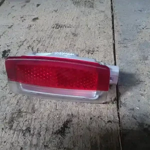 Újdonság FIAT STILO 01.09-06.12 Ajtó világítás bontott alkatrész