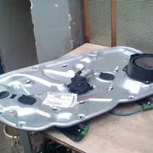 Azonnal elérhető FIAT STILO 01.09-06.12 Bal első ablakemelő szerkezet elektromos kombi bontott alkatrész