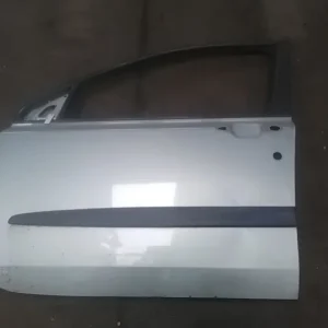 FIAT STILO 01.09-06.12 Bal első ajtó. 5 ajtós bontott alkatrész Népszerű