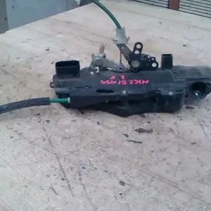 Biztonságos fizetés FIAT STILO 01.09-06.12 Bal első ajtó zárszerkezet központi záras kombi bontott alkatrész