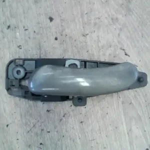 FIAT STILO 01.09-06.12 Bal első belső kilincs 3 ajtós bontott alkatrész Árcsökkenés