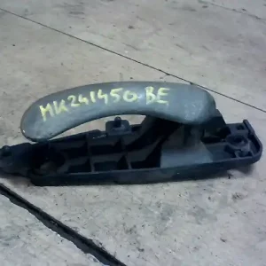 Korlátozott ajánlat FIAT STILO 01.09-06.12 Bal első belső kilincs 5 ajtós bontott alkatrész