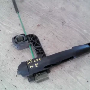 Korlátozott ajánlat FIAT STILO 01.09-06.12 Bal első külső kilincs 5 ajtós bontott alkatrész