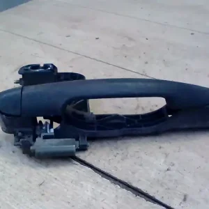 FIAT STILO 01.09-06.12 Bal első külső kilincs 5 ajtós bontott alkatrész Végkiárusítás