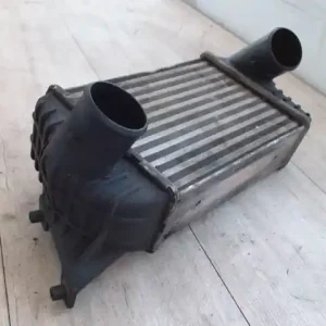 Szuper ajánlat FIAT STILO 01.09-06.12 Intercooler hűtő 1.9d bontott alkatrész