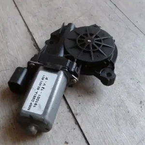 Szezonális akció FIAT STILO 01.09-06.12 Jobb első ablakemelő motor bontott alkatrész