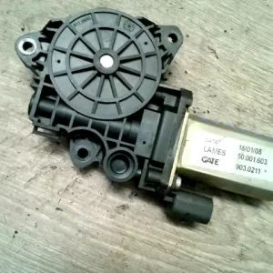 Olcsóbb FIAT STILO 01.09-06.12 Jobb első ablakemelő motor bontott alkatrész