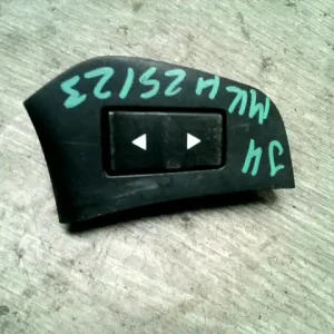 Nézd meg most FIAT STILO 01.09-06.12 Jobb hátsó ablakemelő kapcsoló bontott alkatrész