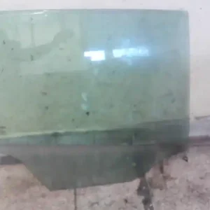 Különleges ajánlat FIAT STILO 01.09-06.12 Jobb hátsó ajtóüveg zöld 5 ajtósbontott alkatrész