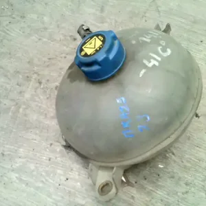 Azonnal elérhető FIAT STILO 01.09-06.12 Kiegyenlítő tartály 1.9 d bontott alkatrész