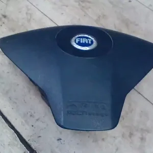 Bestseller FIAT STILO 01.09-06.12 Kormány légzsák bontott alkatrész