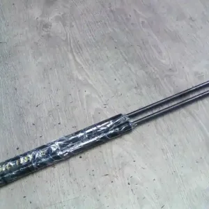 Vedd meg most FIAT STILO 01.09-06.12 Motorháztető kitámasztó teleszkóp pár 3 ajtós bontott alkatrész