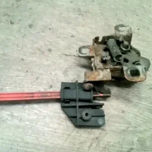 Biztonságos vásárlás FIAT STILO 01.09-06.12 Motorháztető zár nyitó karral bontott alkatrész