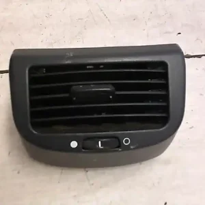 Azonnali szállítás FIAT STILO 01.09-06.12 Szellőző bontott alkatrész