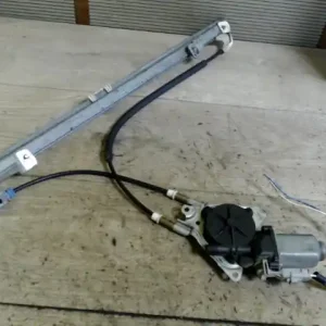 Expressz kézbesítés FIAT ULYSSE Bal első ablakemelő szerkezet elektromos bontott alkatrész