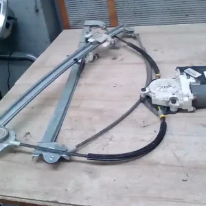 Nézd meg most FIAT ULYSSE 02.07- Bal első ablakemelő szerkezet elektromos bontott alkatrész