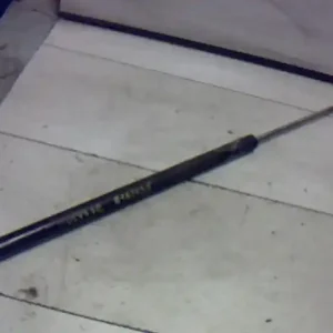 Ajánlat FIAT ULYSSE 02.07- Csomagtérajtó kitámasztó teleszkóp pozíció független bontott alkatrész