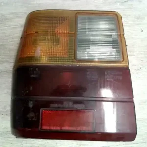 Outlet FIAT UNO 83-89 Bal hátsó lámpa bontott alkatrész