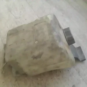 Árengedmény FIAT UNO 89-94 Ablakmosó tartály 2 motoros bontott alkatrész