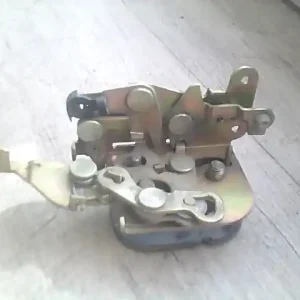 Alacsony ár FIAT UNO 89-94 Jobb hátsó ajtó zárszerkezet mechanikus bontott alkatrész