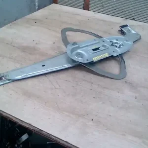 Utolsó esély FORD C-MAX 03.06-07.03 Bal első ablakemelő szerkezet elektromos bontott alkatrész