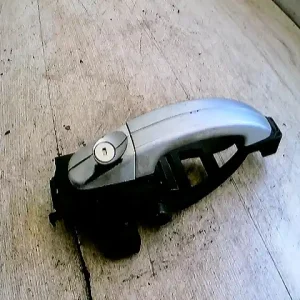 Árengedmény FORD C-MAX 03.06-07.03 Bal első külső kilincs bontott alkatrész