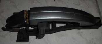 Alacsony ár FORD C-MAX 03.06-07.03 Jobb hátsó külső kilincs bontott alkatrész