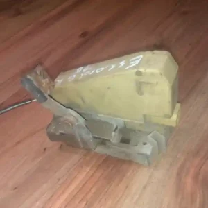 Ajánlat FORD ESCORT 90-95 Jobb első ajtó zárszerkezet központizáras bontott alkatrész