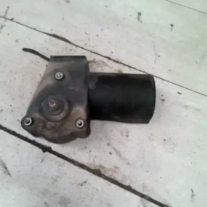 Végkiárusítás FORD ESCORT 95- Ablaktörlő motor első bontott alkatrész