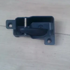 Árcsökkenés FORD ESCORT 95- Bal hátsó belső kilincs bontott alkatrész