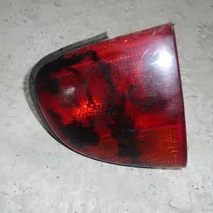 Azonnal elérhető FORD ESCORT 95- Jobb belső hátsó lámpa bontott alkatrész