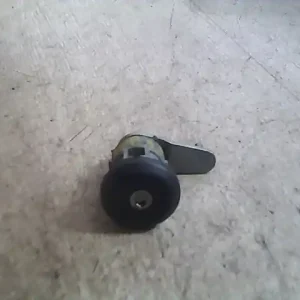 Utolsó esély FORD ESCORT 95- Jobb első ajtó dugózár bontott alkatrész