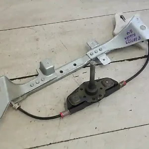 Alacsony ár FORD FIESTA 02-05 Bal hátsó ablakemelő szerkezet mechanikus bontott alkatrész