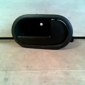 Vedd meg online FORD Fiesta 02-05 VAN Jobb első belső kilincs bontott alkatrész