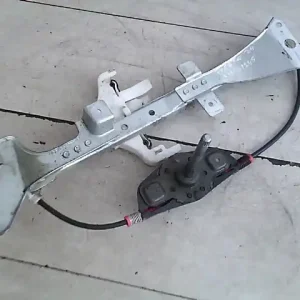 Vásárlói kedvenc FORD FIESTA 05-08 Bal hátsó ablakemelő szerkezet mechanikus bontott alkatrész