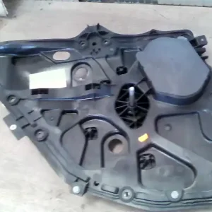 Vedd meg most FORD FIESTA 05-08 Bal hátsó ablakemelő szerkezet mechanikus bontott alkatrész