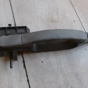 Akció FORD FIESTA 05-08 Jobb első külső kilincs5 ajtós bontott alkatrész