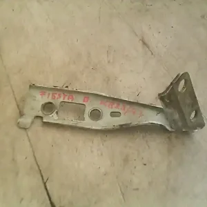 Árcsökkenés FORD FIESTA 05-08 VAN Motorháztető bal zsanér bontott alkatrész