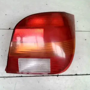 Vásárlói kedvenc FORD FIESTA 89-95 Jobb hátsó lámpa 5 ajtós bontott alkatrész