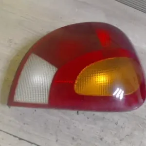 Szuper ajánlat FORD FIESTA 99.09-02.04 Jobb hátsó lámpa 3 ajtós bontott alkatrész