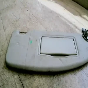 Vásárlói kedvenc FORD FOCUS 04- Jobb napellenző bontott alkatrész