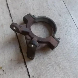 Vásárlói kedvenc FORD Focus 2004.09.01-2007.08.31 Tartóbak bontott alkatrész