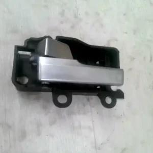 Utolsó esély FORD Focus 2007.09.01-2011.02.28 Bal hátsó belső kilincs kombibontott alkatrész