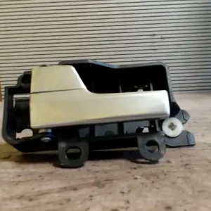 Vedd meg online FORD Focus 2007.09.01-2011.02.28 Bal hátsó belső kilincs bontott alkatrész