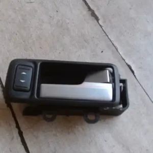 Bestseller FORD Focus 2007.09.01-2011.02.28 Jobb hátsó belső kilincs 4 ajtós bontott alkatrész