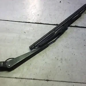 Vedd meg online FORD FOCUS 98-04 Ablaktörlő kar hátsó bontott alkatrész