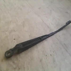 Szuper akció FORD FOCUS 98-04 Ablaktörlő kar hátsó bontott alkatrész