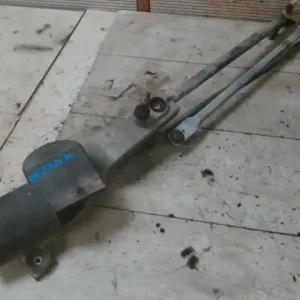 Vásárlói kedvenc FORD FOCUS 98-04 Ablaktörlő mechanika motorral első kombi bontott alkatrész