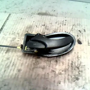 Vásárlói kedvenc FORD FOCUS 98-04 Bal első belső kilincs bontott alkatrész